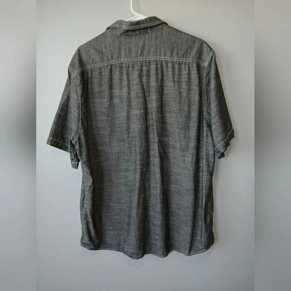 Vintage Woolrich gray button down short sleeve shirt pockets men's XL - Picture 2 of 7